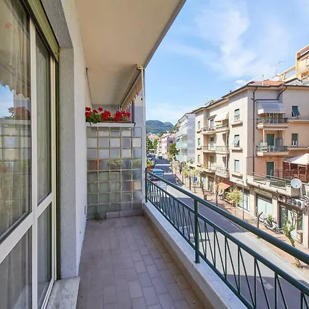 Rivierarent Via Brunenghi 63 Appartement *